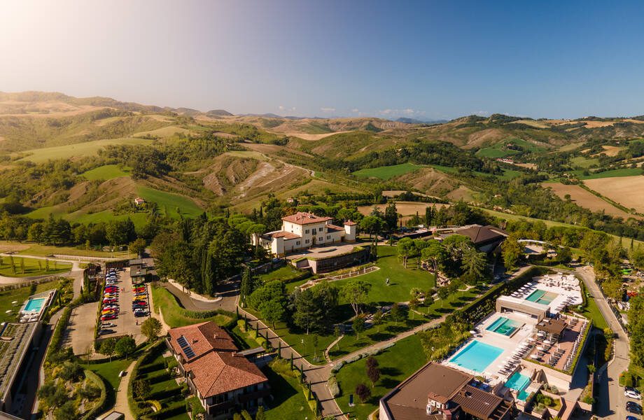 Retreat Venues Beyond Greece | Imagine Greece Retreats venue in italy