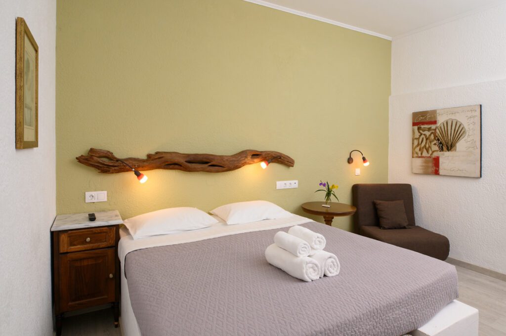 Ideal Venue on Amorgos Island | Imagine Greece Retreats