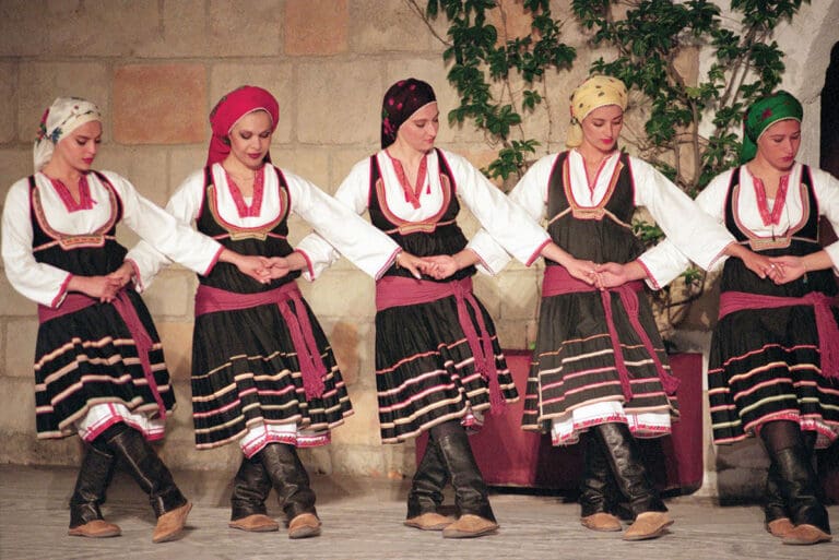Greek folk dance